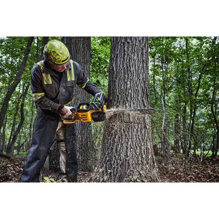 DeWalt DCCS677Y1 60V MAX* Brushless Cordless 20 in. 4.0Ah Chainsaw Kit - 8