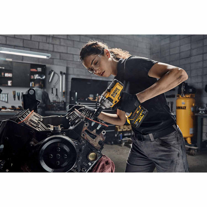 DeWalt DCF891GP2 20V MAX* XR 1/2 in. Mid-Range Impact Wrench with Hog Ring Anvil and Oil-Resistant Batteries Kit - 7