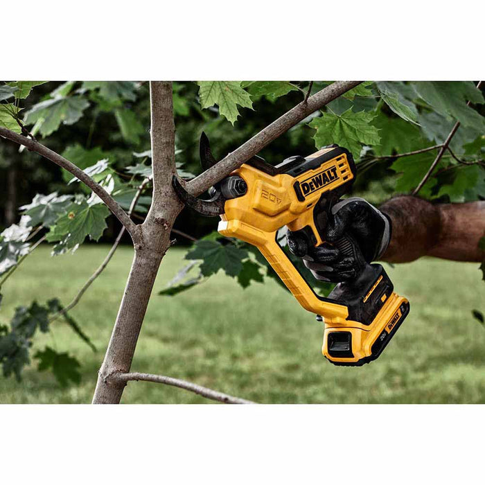 DeWalt DCPR320B 20V MAX* 1-1/2 in. Cordless Pruner (Tool Only) - 10