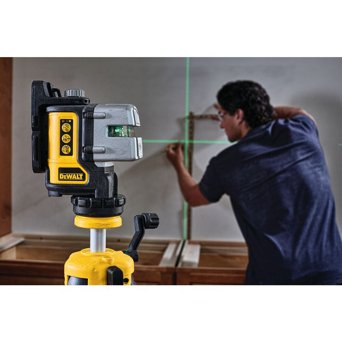 DeWalt DW089CG 3 Line Green Laser Level - 6