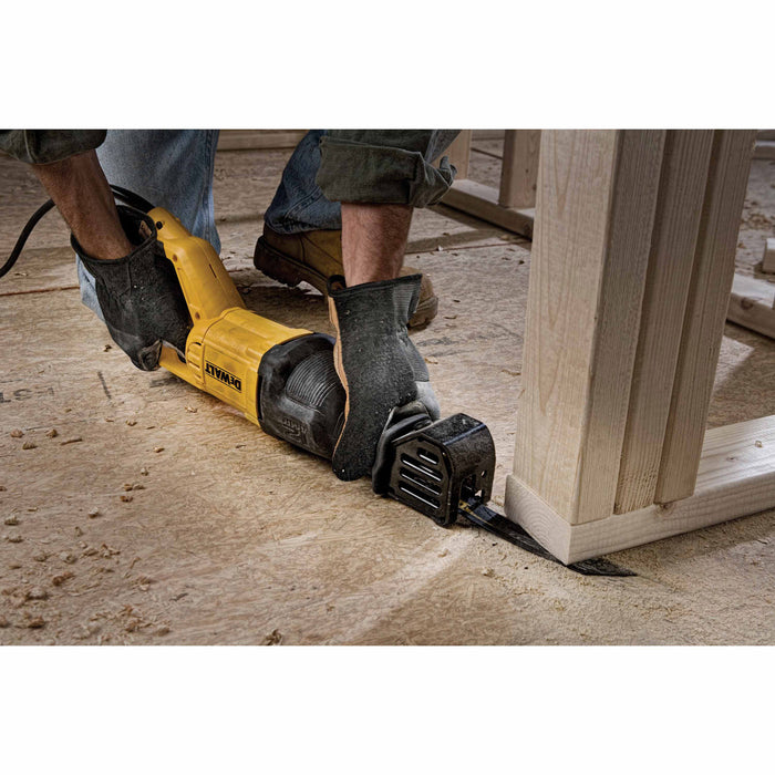 Dewalt DWE305 12 Amp Keyless Variable Speed Corded Reciprocating Saw - 6