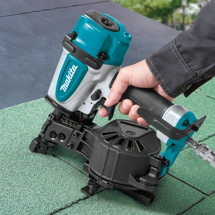 Makita AN454 1-3/4" Coil Roofing Nailer