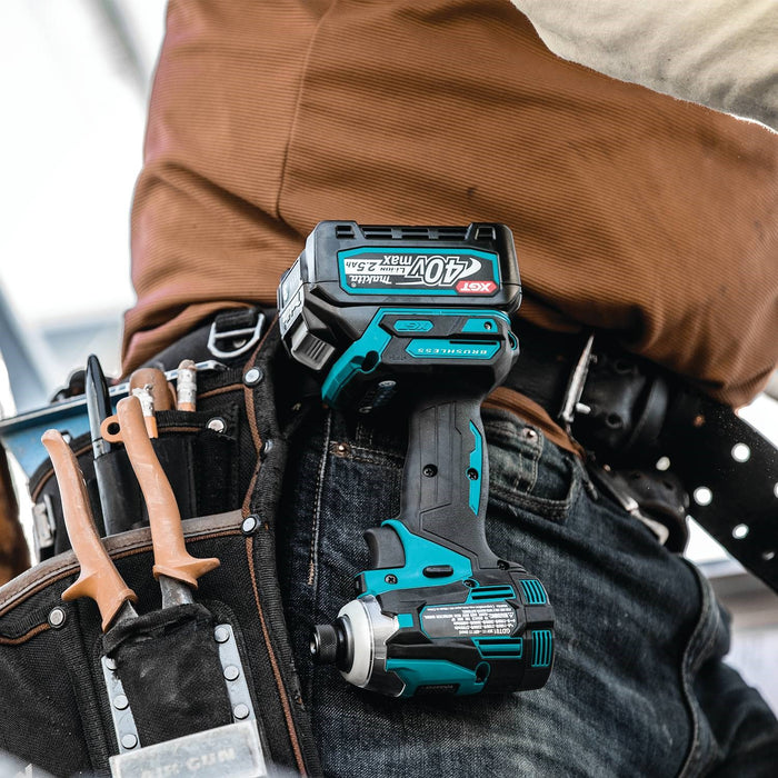 Makita GT401M1D1 40V max XGT® 4-Pc. Combo Kit (2.5Ah/4.0Ah)