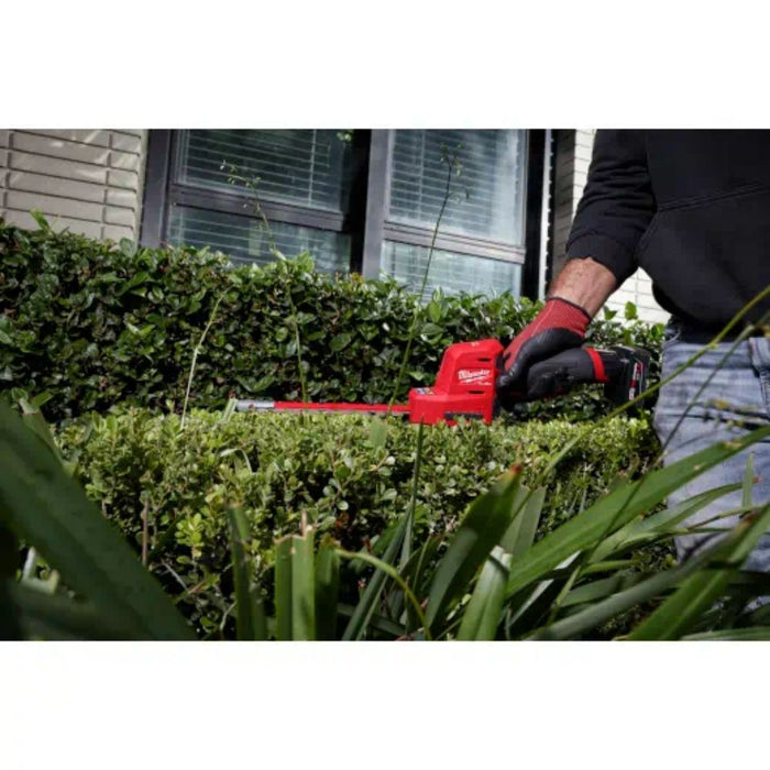 Milwaukee 2533-20 M12 FUEL 8" Hedge Trimmer - 11