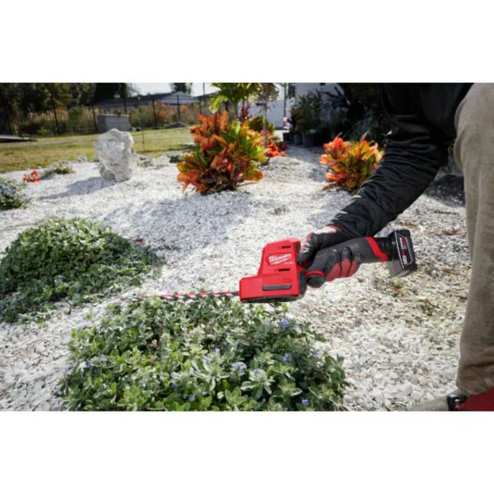 Milwaukee 2533-20 M12 FUEL 8" Hedge Trimmer - 14