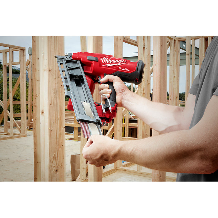 Milwaukee  2745-21 M18 FUEL™ 30 Degree Framing Nailer Kit - 17