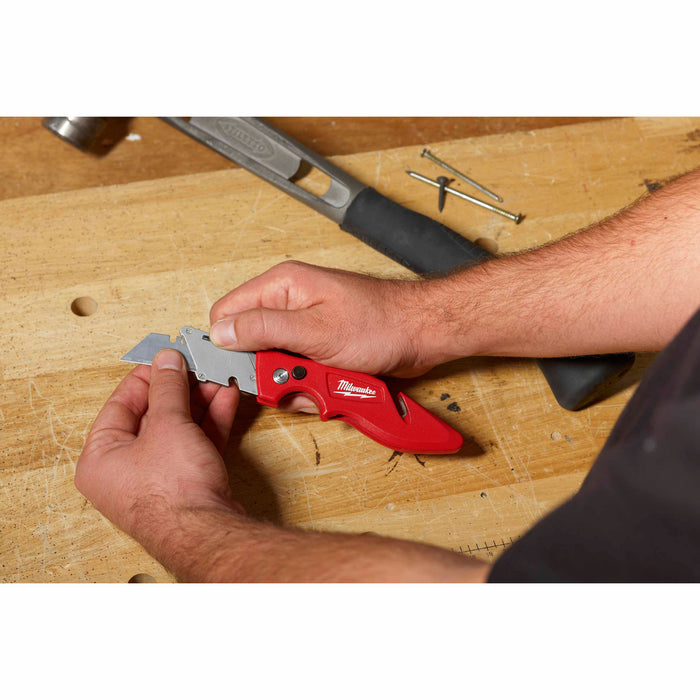 Milwaukee 48-22-1901 Fastback Flip Open Utility Knife - 13