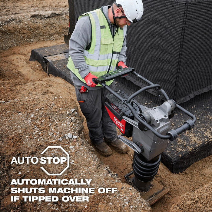 Milwaukee MXF270-2HD MX FUEL 70kg Rammer Kit - 8