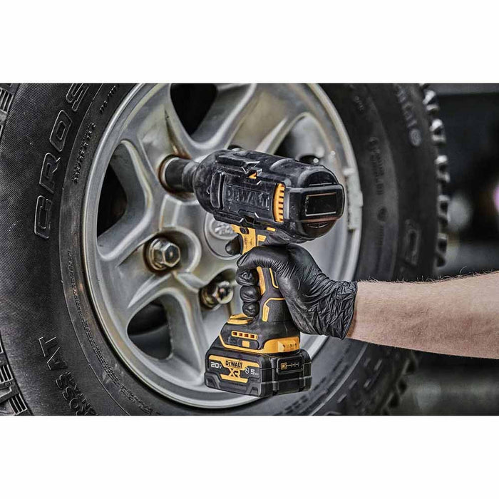 DeWalt DCF900GP2 20V MAX* XR 1/2 In. High Torque Impact Wrench with Hog Ring Anvil with (2) Oil-Resistant 5.0 Ah Batteries and Charger Kit