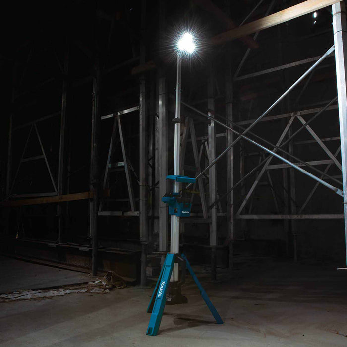 Makita DML813 18V LXT® Lithium-Ion Cordless Tower Work Light, Light Only