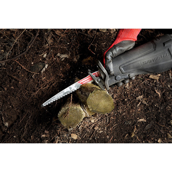 Milwaukee 48-00-5233 12" 3 TPI The AX™ with Carbide Teeth for Pruning & Clean Wood SAWZALL® Blade 1PK